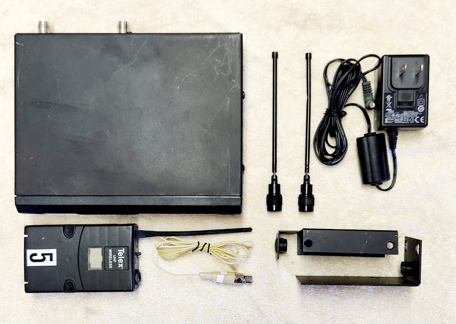 JA#5 EV RE-2 Wireless Receiver W/ Belt pack, & Ant. (G band) – Tested – Works