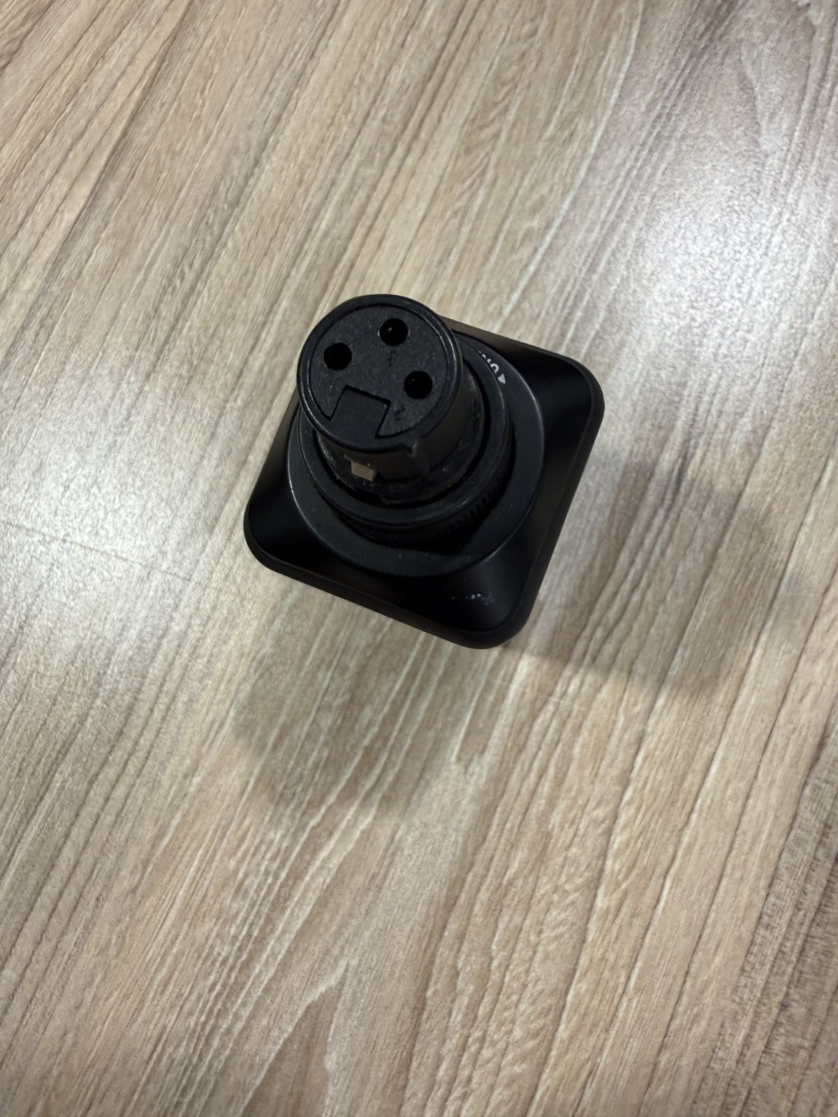 Sennheiser SKP 100 G4 Plug-on Transmitter – Freq A516-558MHz