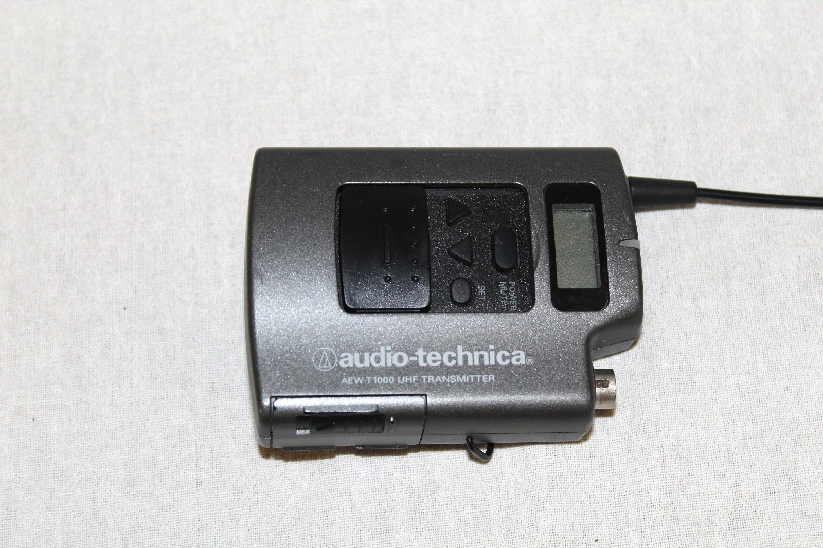 Audio Technica AEW-T1000 UHF Transmitter / 655-680MHZ