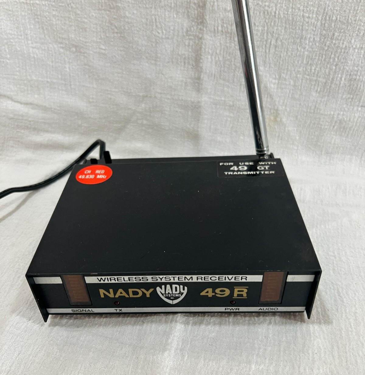 wireless system receiver NADY 49R D.C. 12-15V A.C. 117V w/Antenna