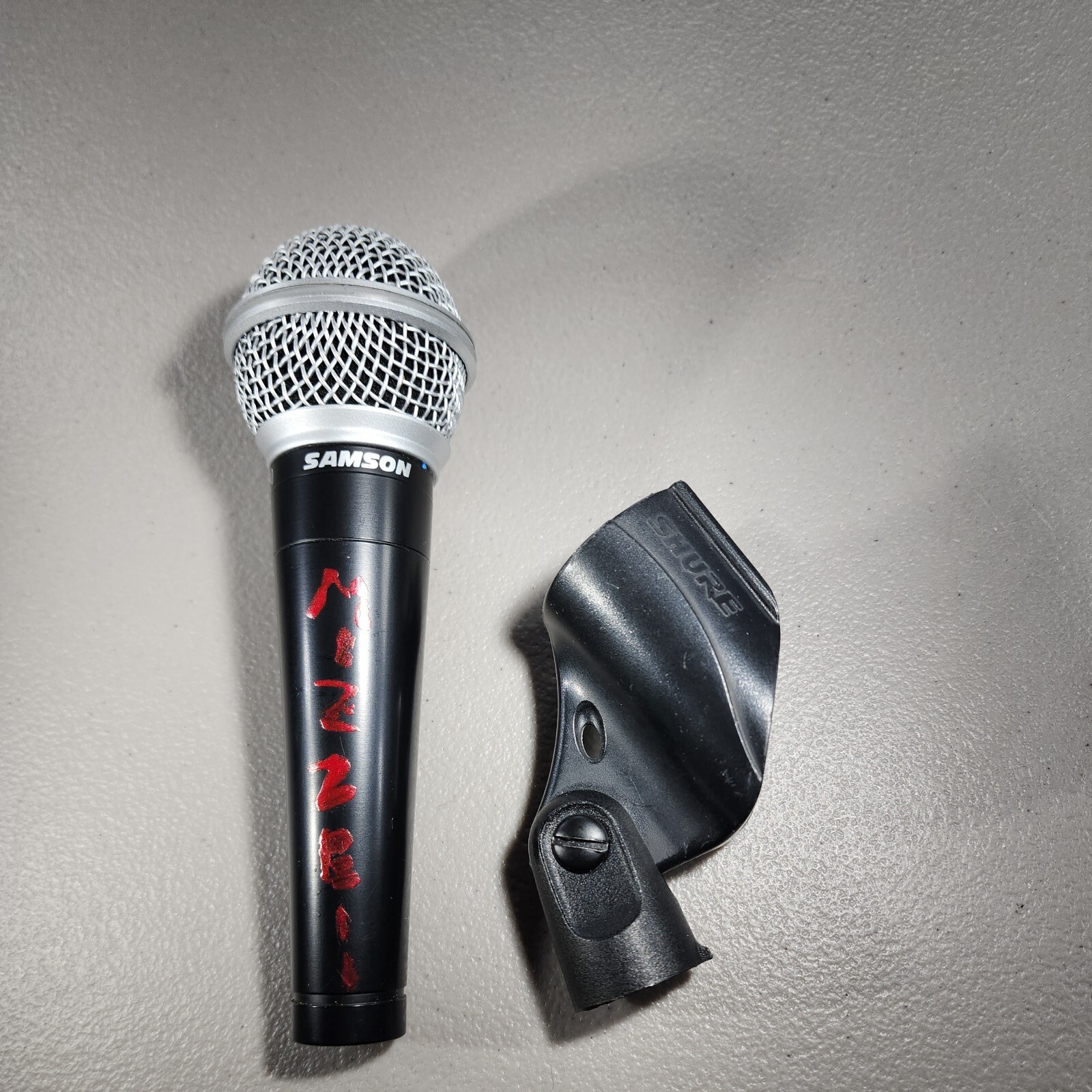 TESTED Samson M10 Handheld Dynamic Microphone Good Condition W/ Shure Mic Clip