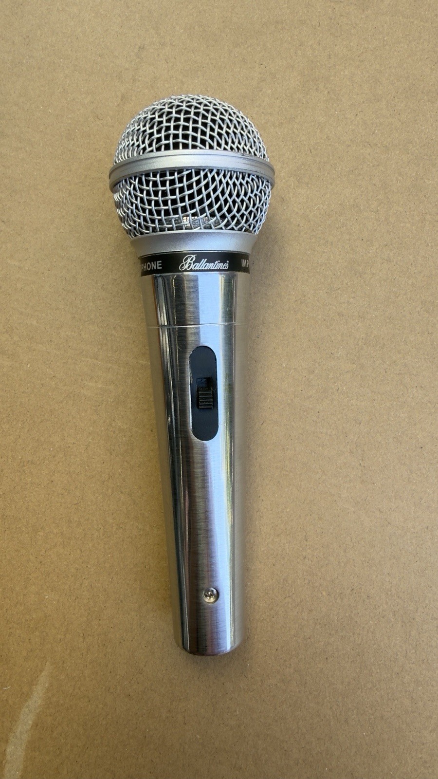 Ballantines VA-9000 Hyper-Cardioid Dynamic Microphone IMP. 400 Professional