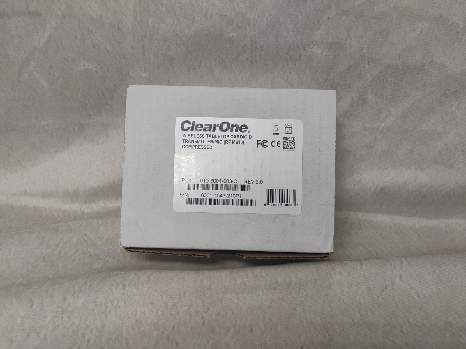 ClearOne Wireless Tabletop Cardiod Transmitter/Mic (RF M610) Compressed,…