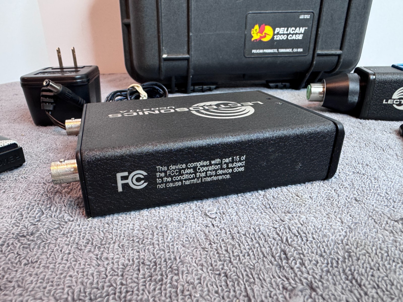 Lectrosonics UH400A Transmitter & UCR411A Receiver 665.6-691.1 MHz, Block 26