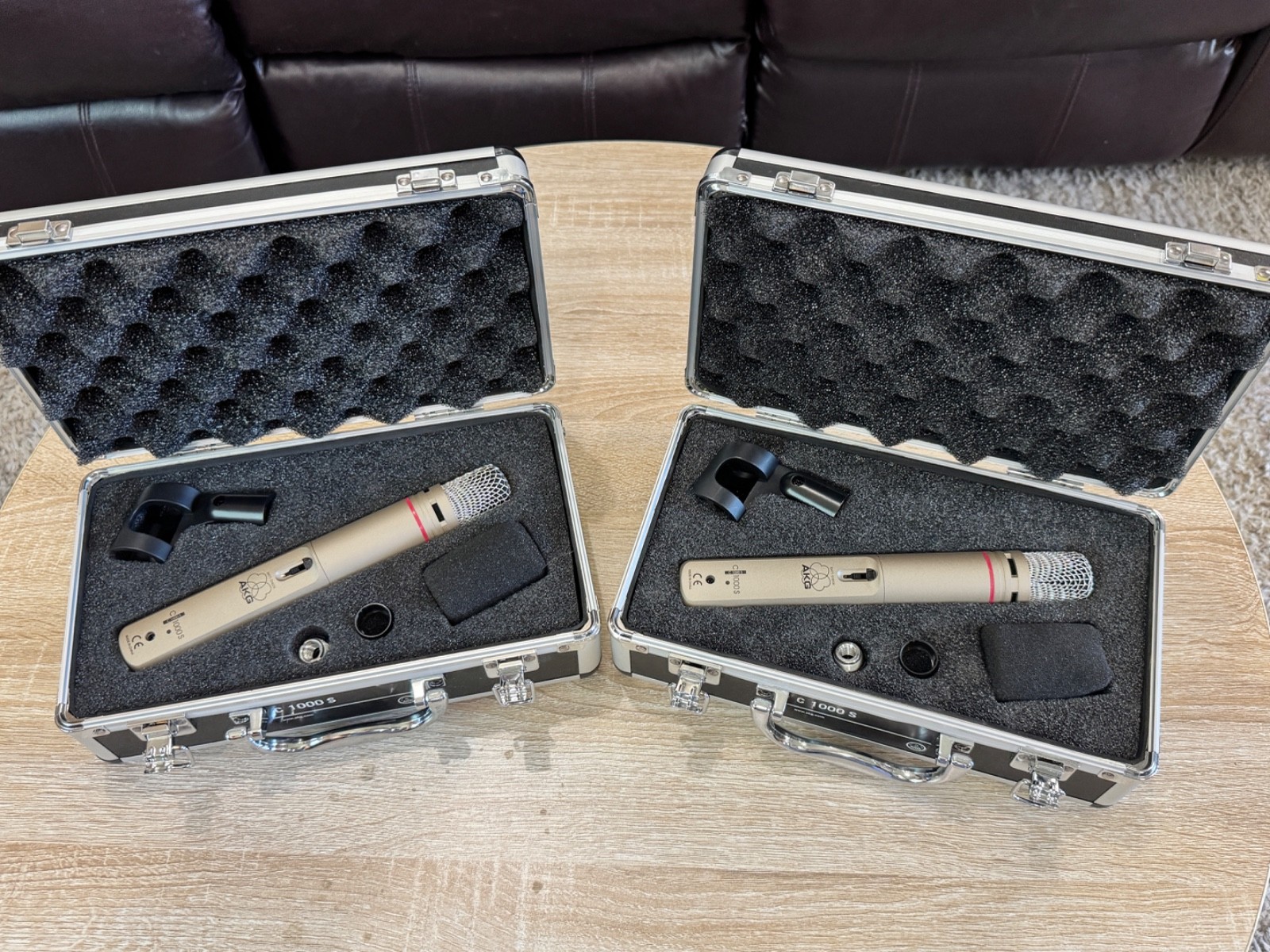 2 AKG C1000 S Small Diaphragm Condenser Microphones C1000s Vintage