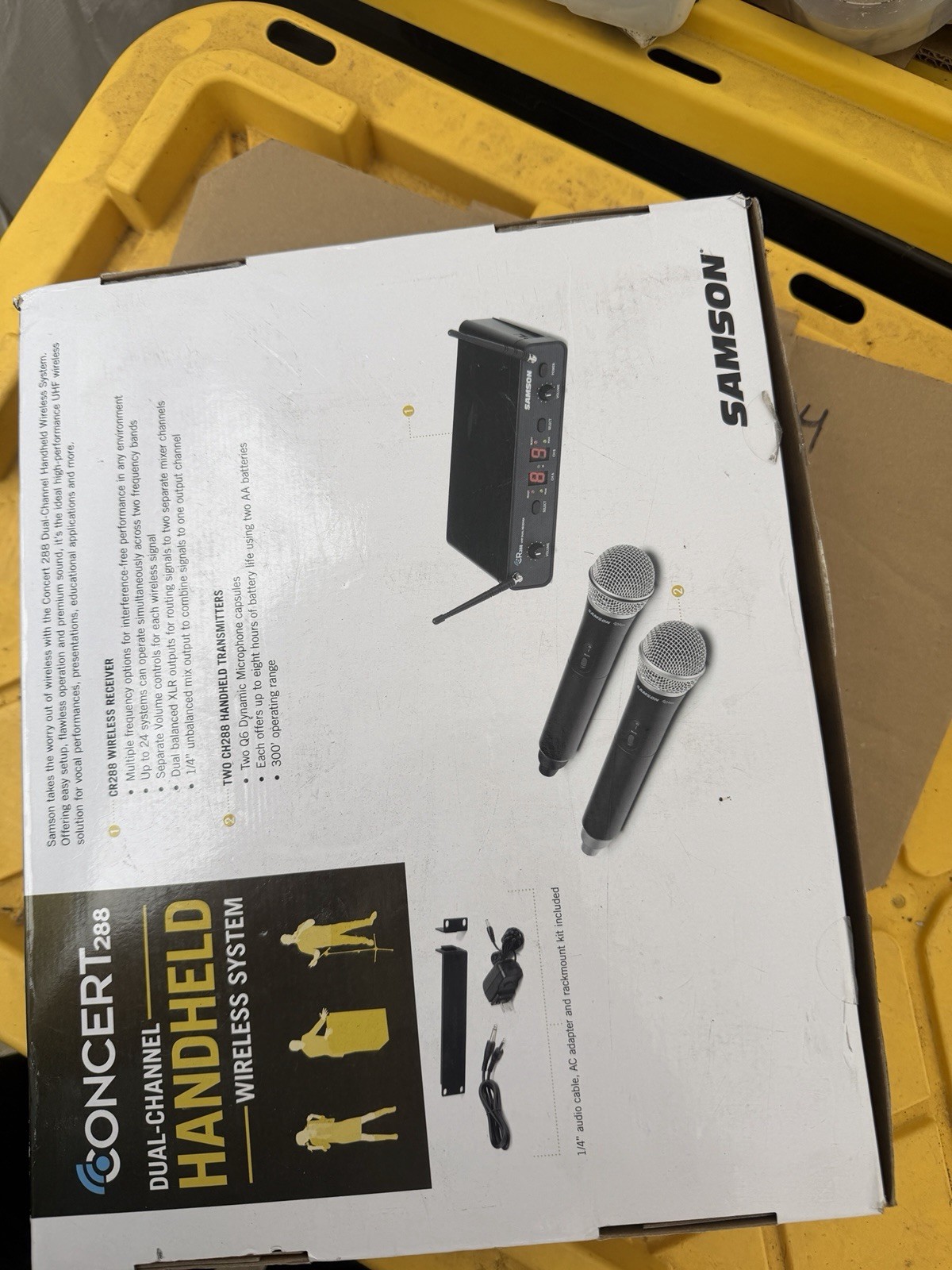 Samson Concert 288 Handheld Dual-Channel Wireless System with Q6 Microphones