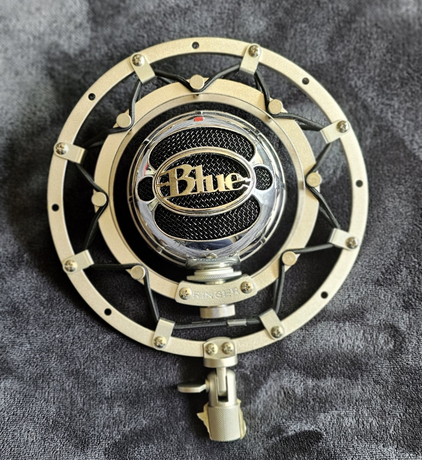 Blue Snowball Microphone With Universal Shockmount