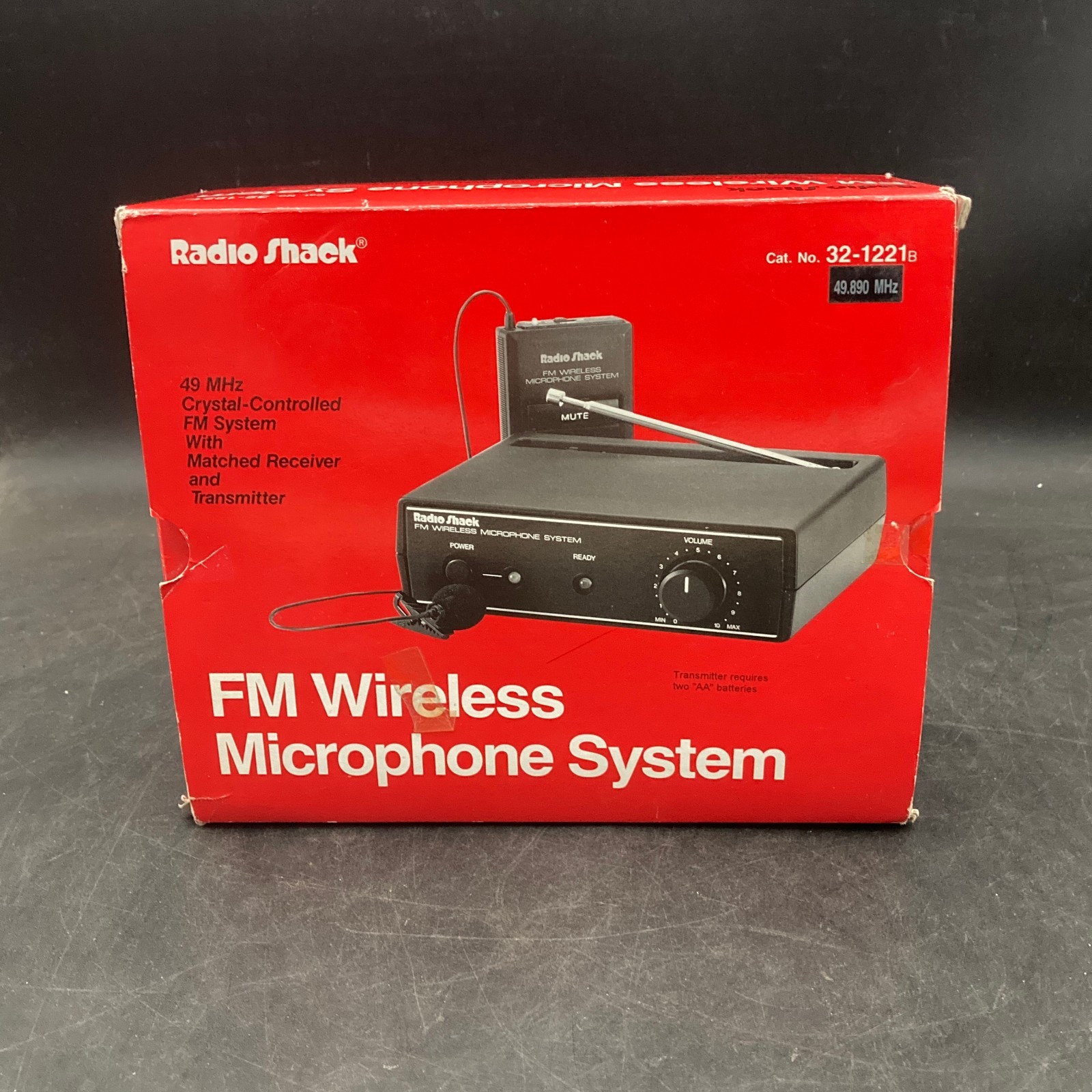 Radio Shack 32-1221 FM Wireless Microphone System Tested and Working
