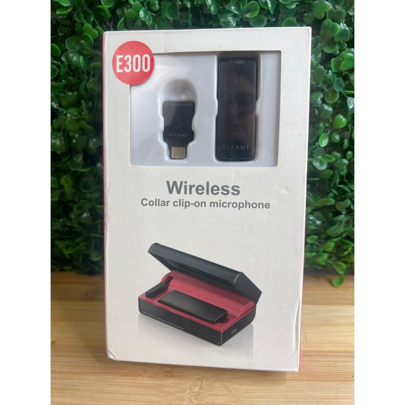 NIB Wireless Collar Clip Microphone Plug in Play New
