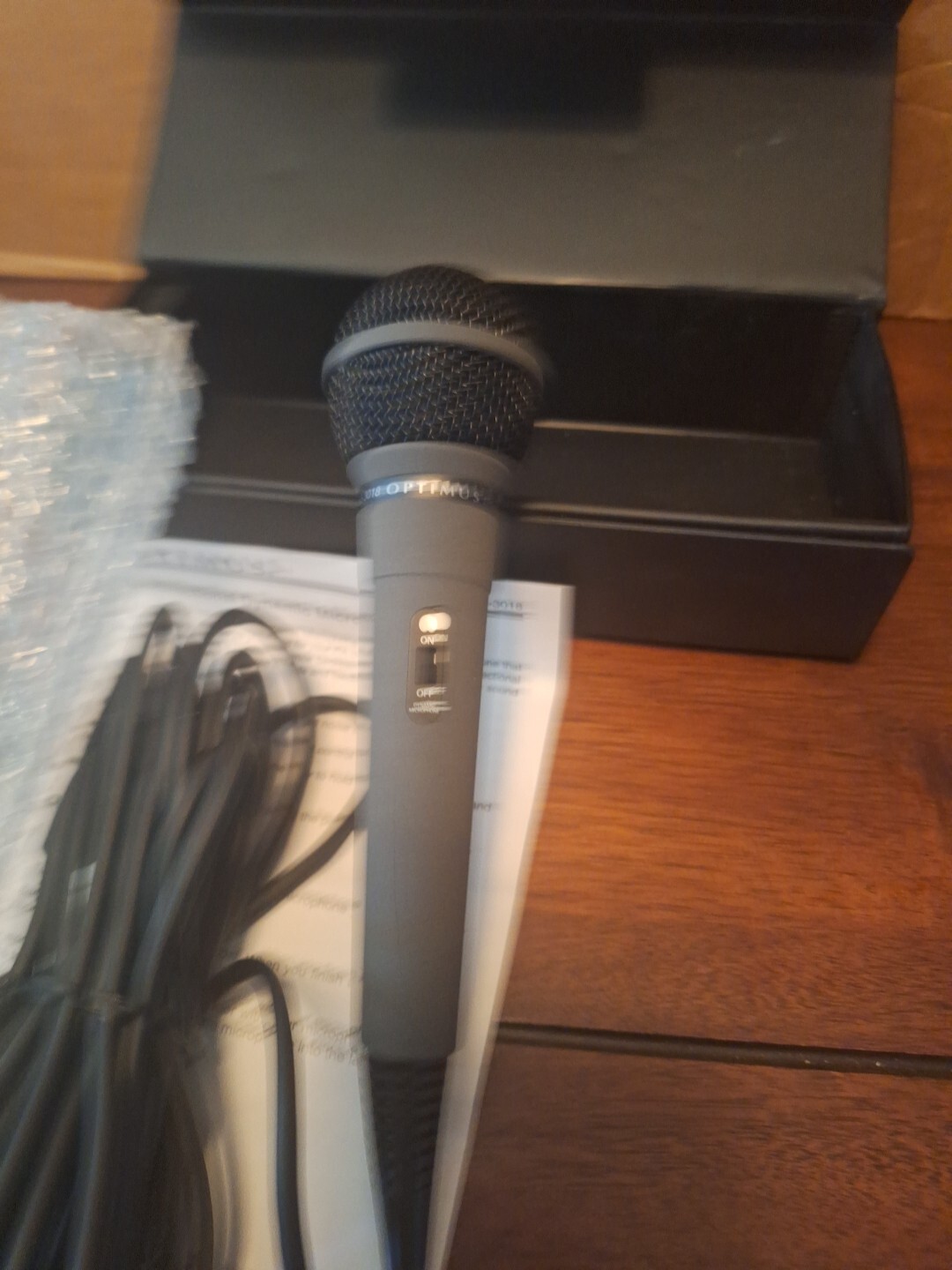 Optimus 33-3018 Dynamic Microphone