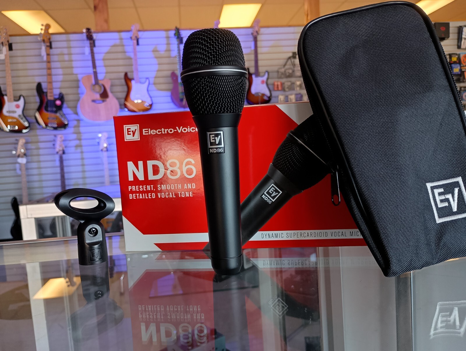 Electro-Voice ND86 Wired Professional Dynamic Microphone