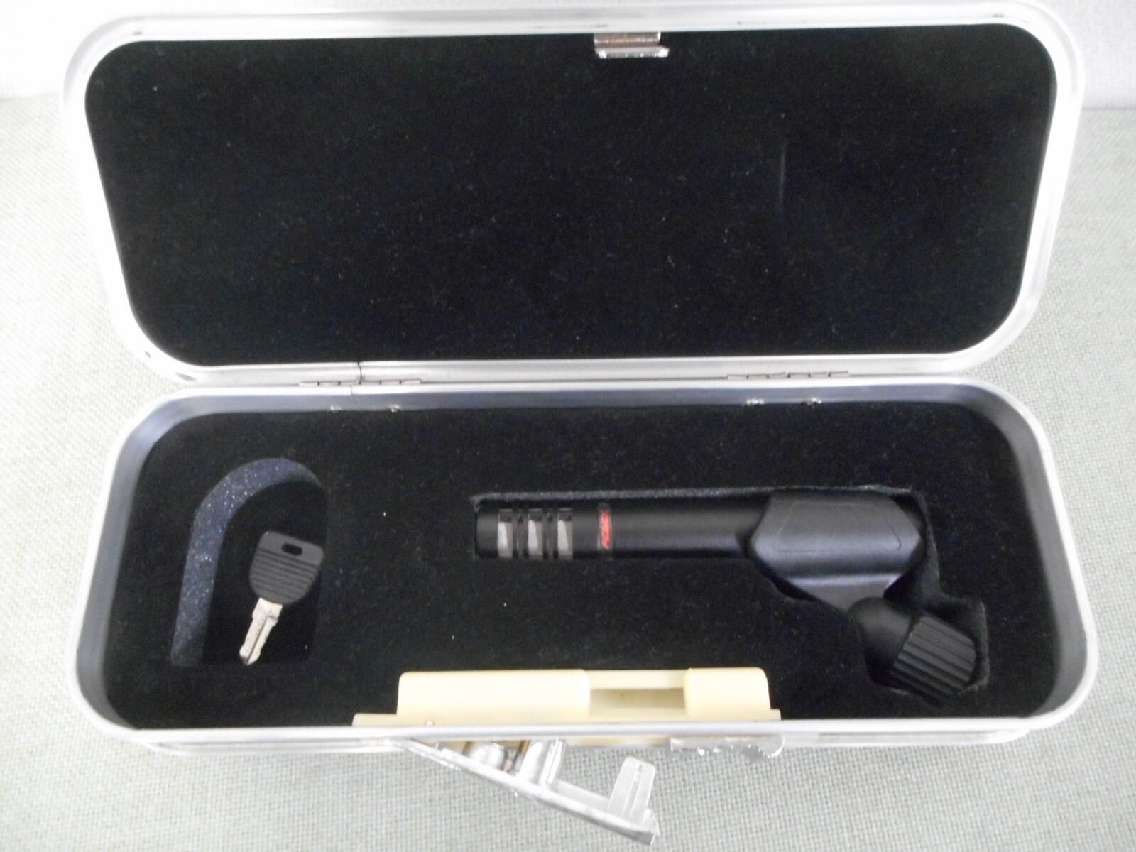 Peavey PVM 480 Condenser Cable Professional Microphone