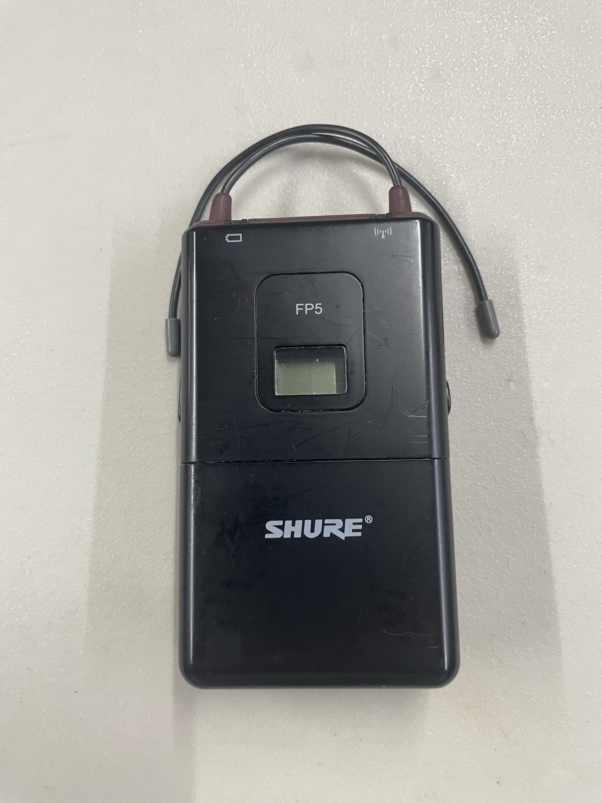 Shure FP5 J3 Band 572-596 MHz Portable Wireless Receiver