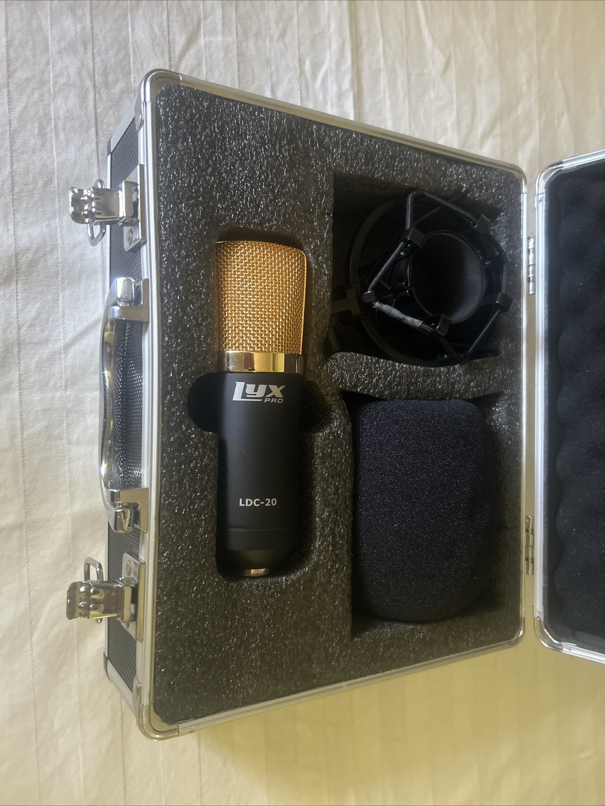 LyxPro LDC-20 Studio Condenser Gold Top