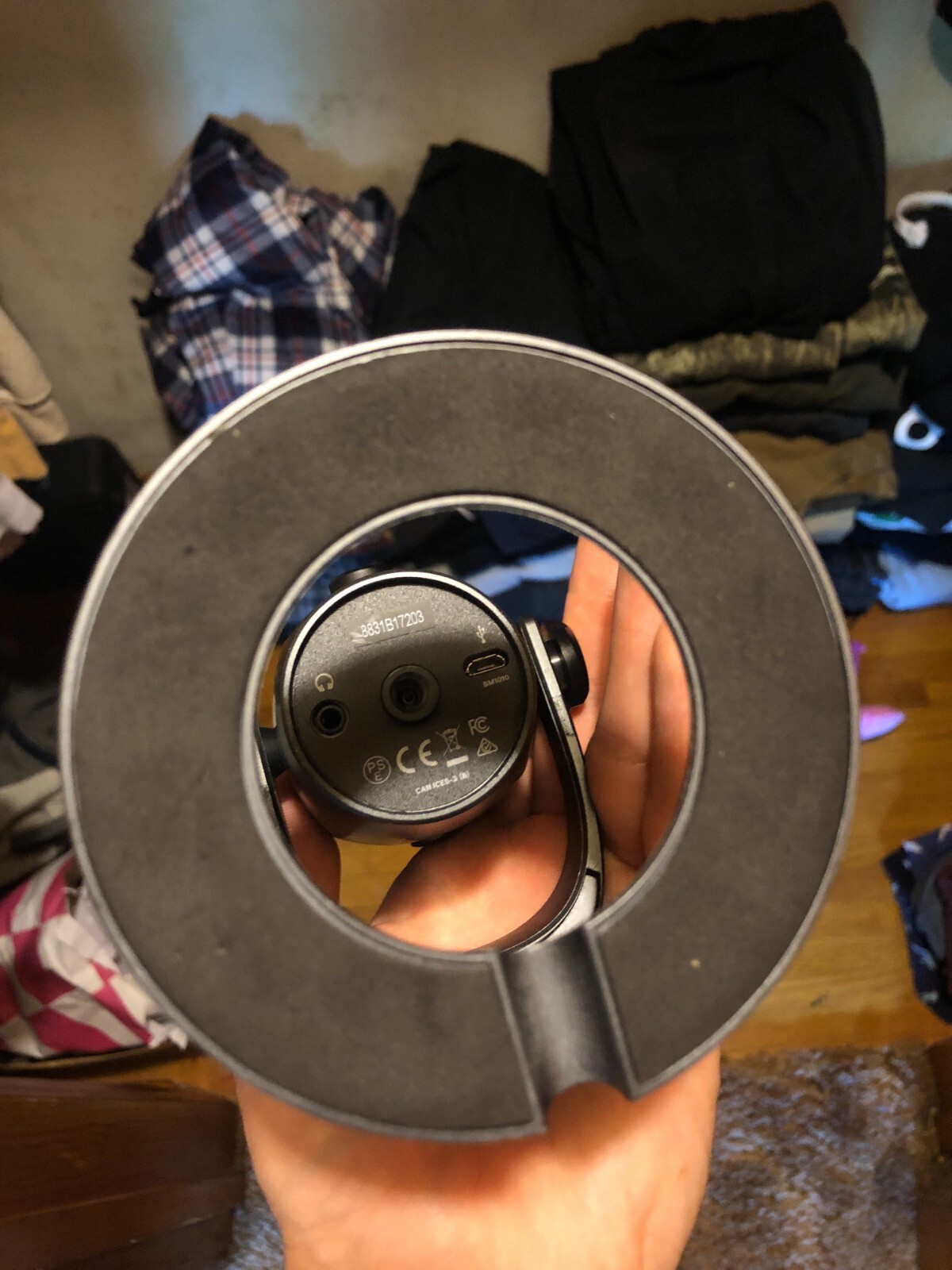 Blue Yeti Nano (missing ‘Blue’ logo)
