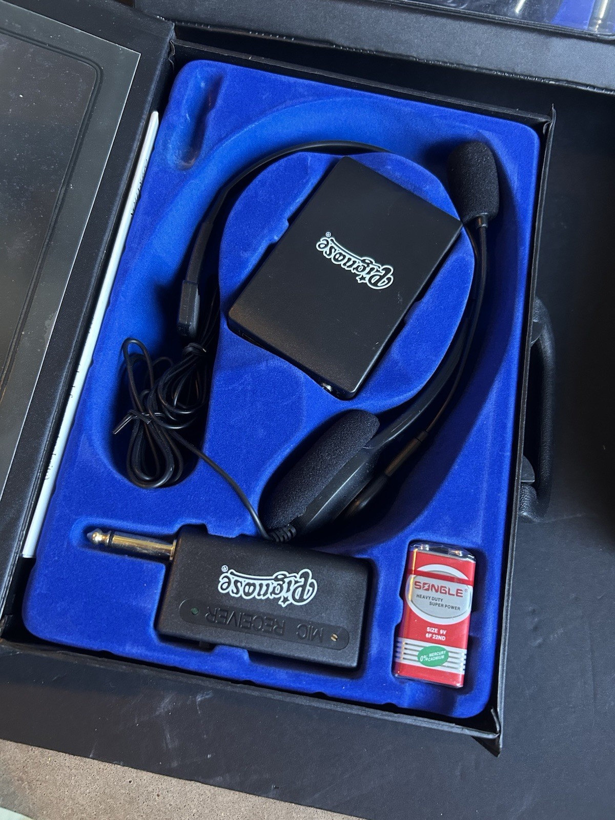 Pignose wireless Microphone & Wireless Microphones Tested And Working Open Box