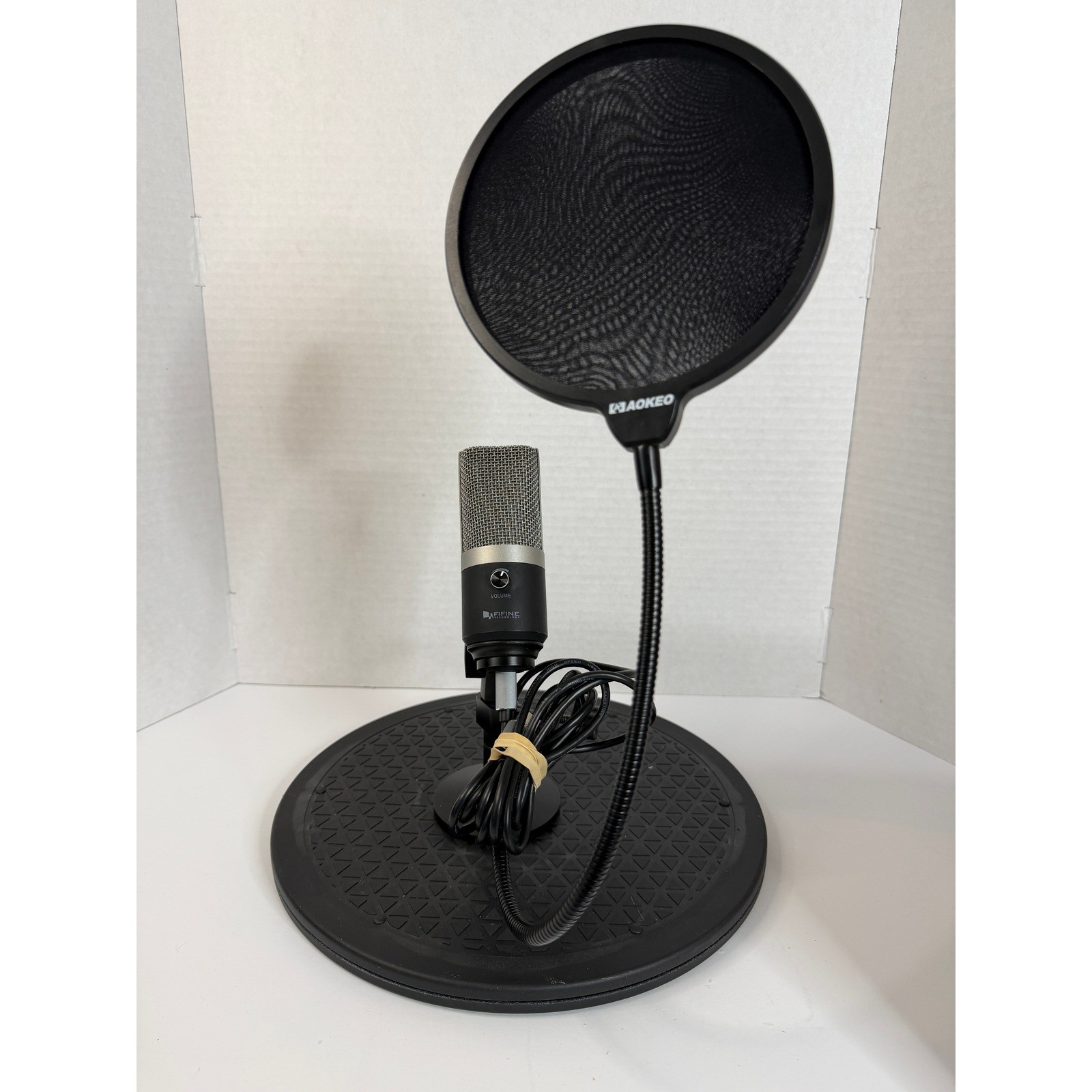 Fifine USB Condenser Mic K669B Black w/ Aokeo Pop Filter & Stand – TESTED
