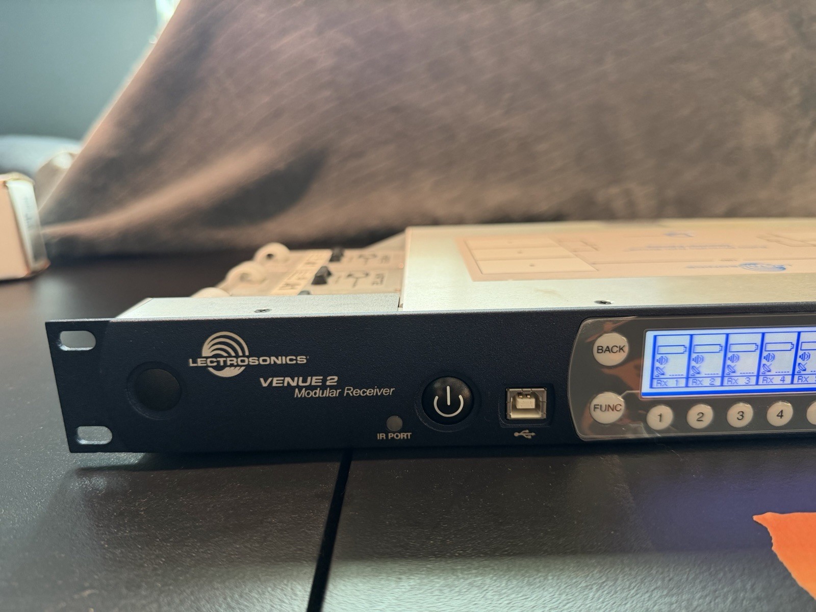 Lectrosonics Venue 2 Wireless Receiver w/ 3x VRT2 A1 X3 VRT2 B1
