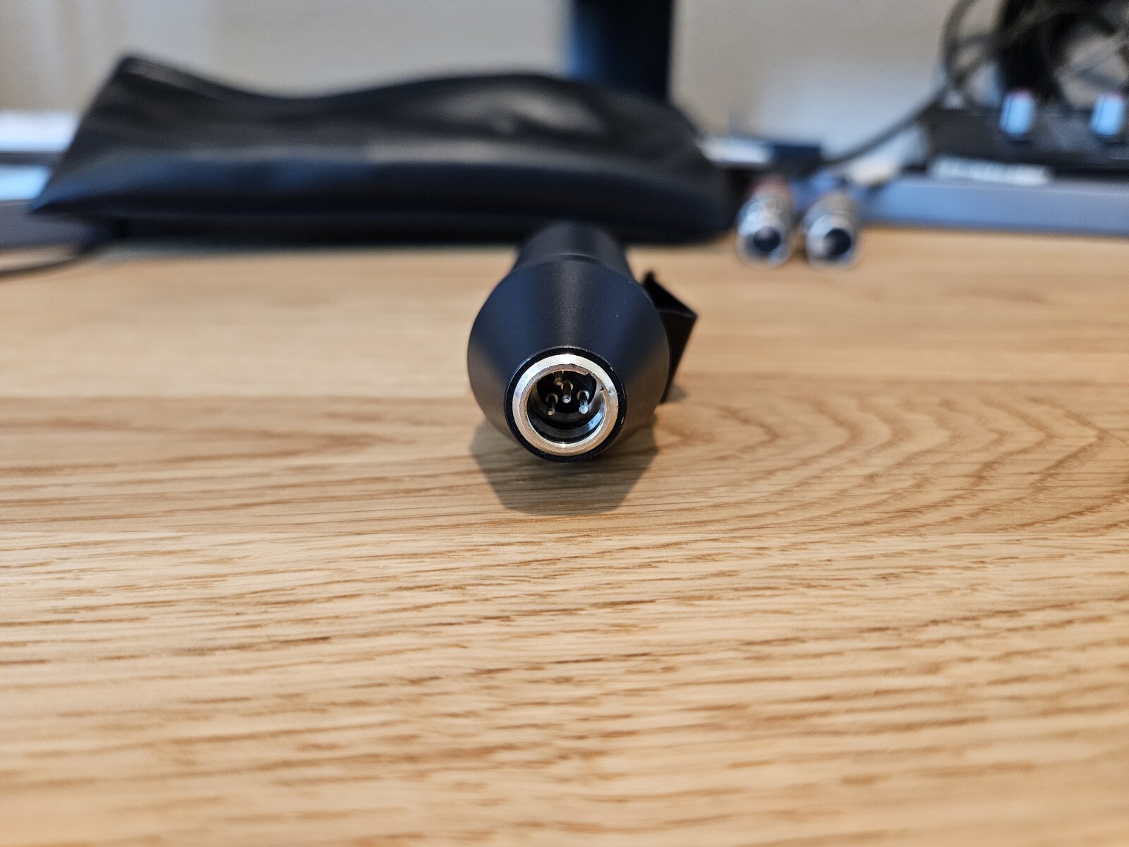 Shure SM93 Omnidirectional Miniature Lavalier Condenser Microphone w/TA4F-XLR