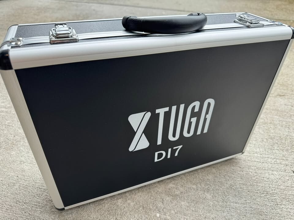 XTUGA DI7 7 Piece Wired Dynamic Drum Mic Kit Instrument Microphone Cased -CP